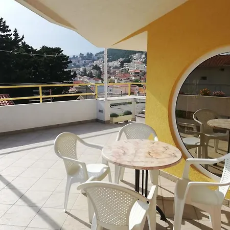 Pacho Apartment *